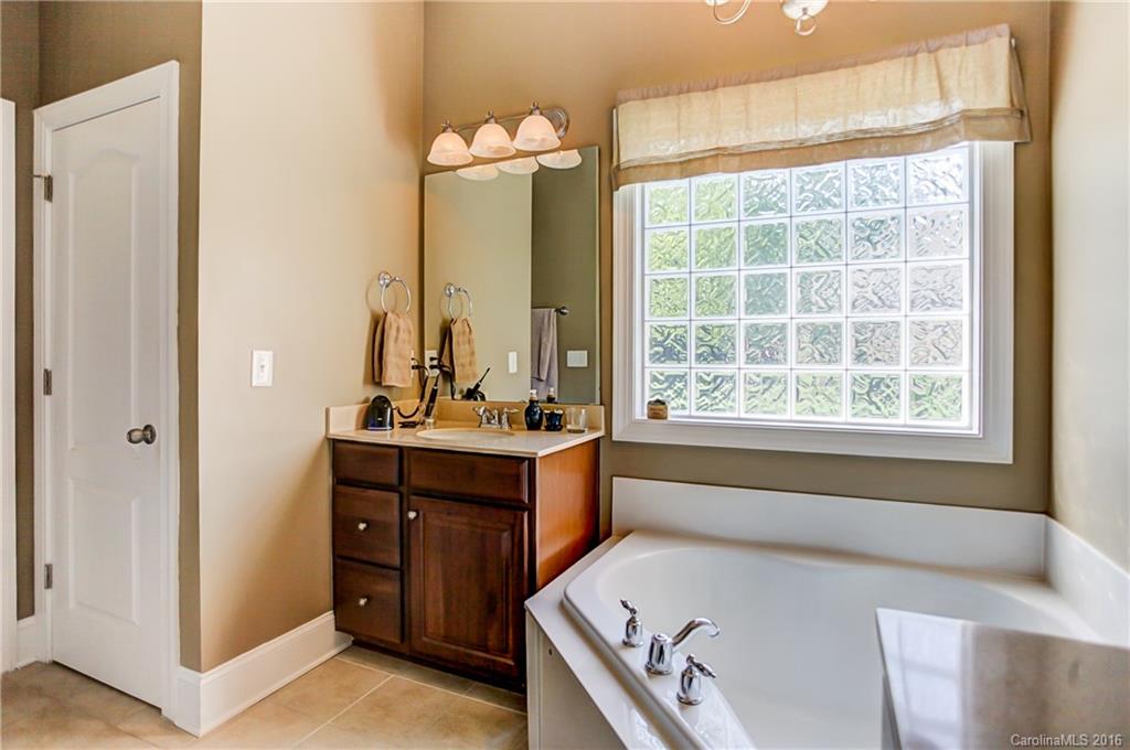 10608 Round Rock Road Charlotte, NC 28277 - Photo 16 of 24 Gallery Image 16