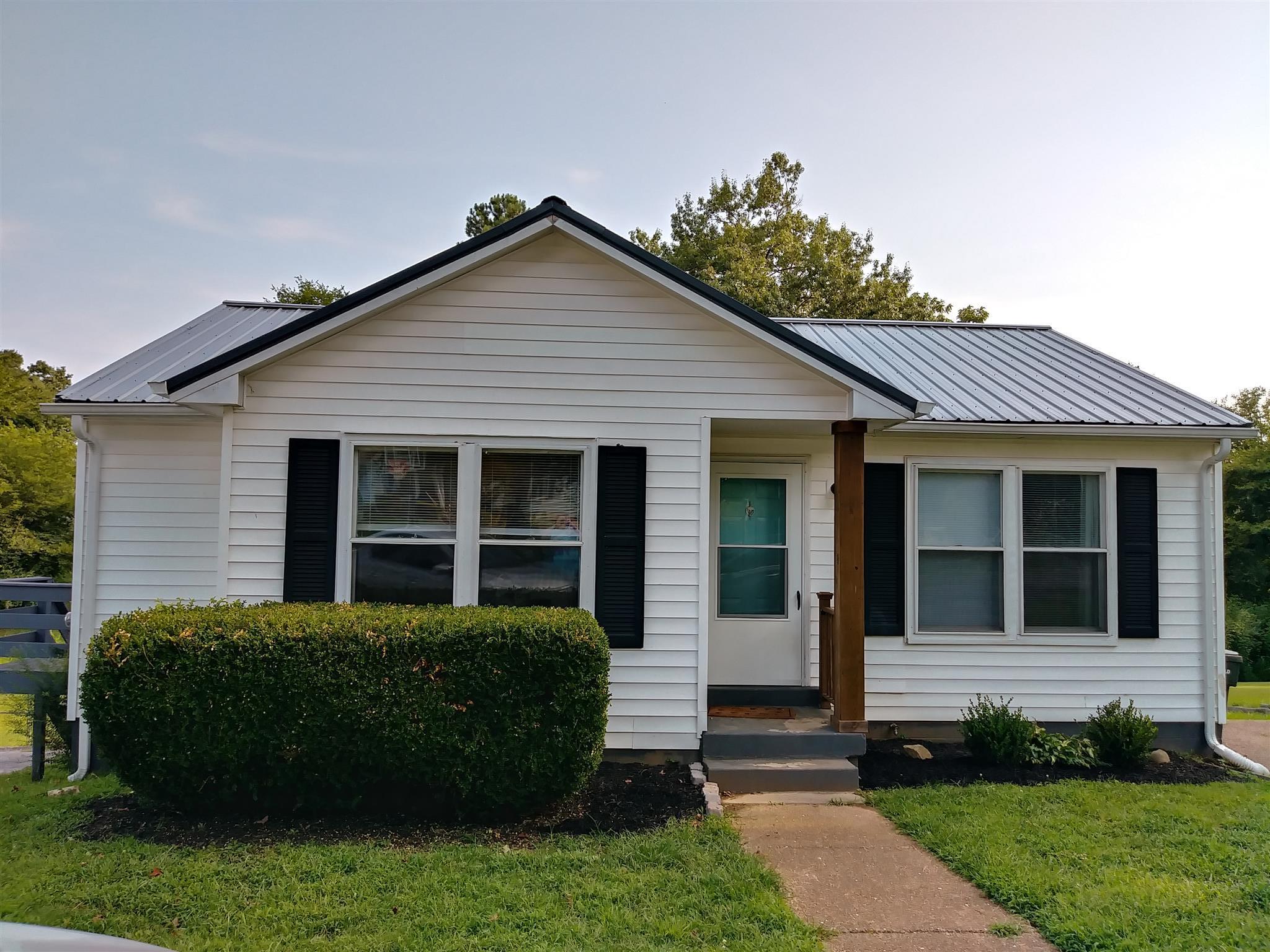 309 Cofer Drive Springfield, TN 37172 - Photo 1 of 11 Gallery Image 1