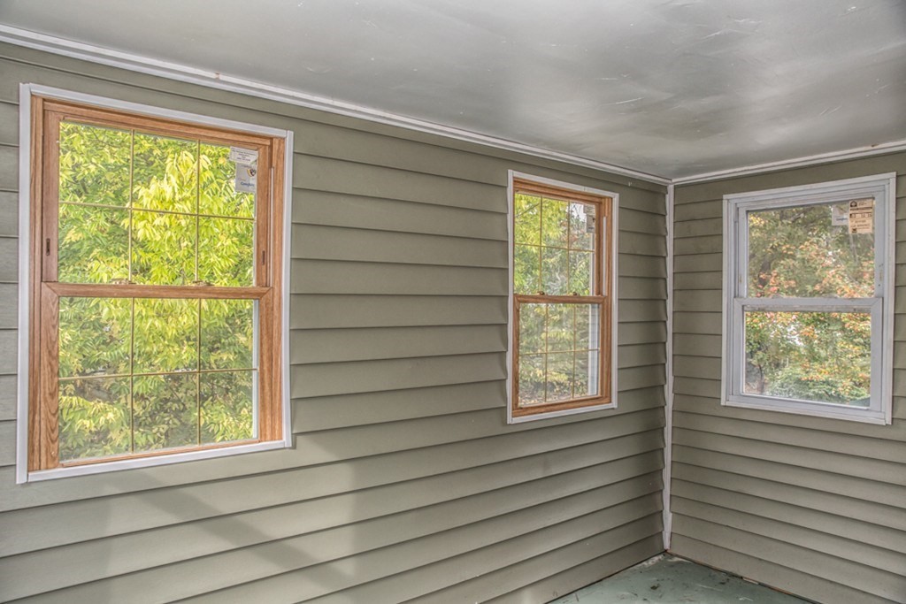 30 Santa Barbara Street Springfield, MA 01104 - Photo 20 of 23 Gallery Image 20