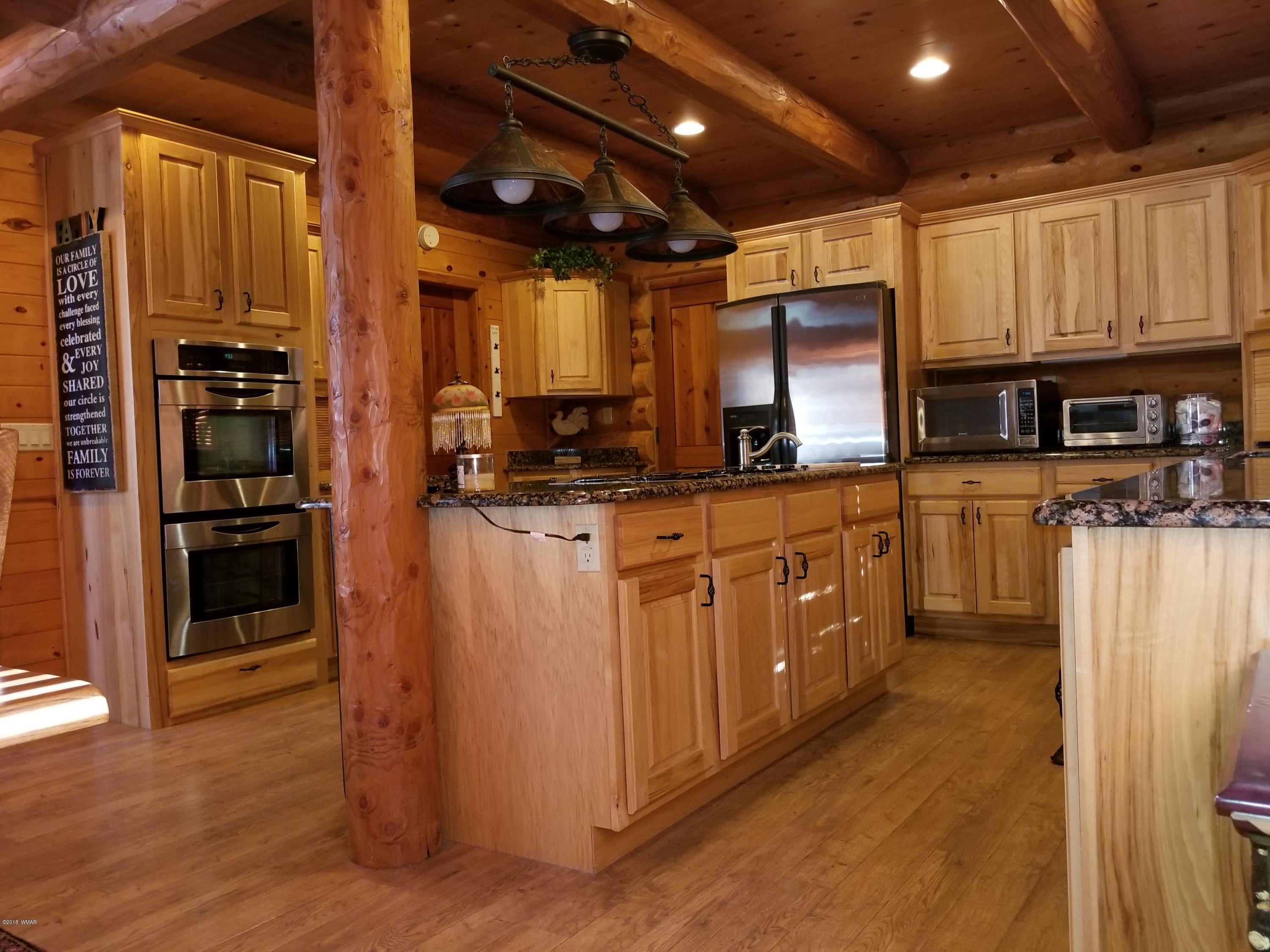 4361 Shaggy Bark Road Show Low, AZ 85901 - Photo 11 of 26