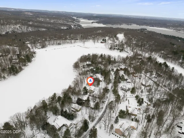 $900,000 | 113 Indian Drive, Greentown, PA 18426