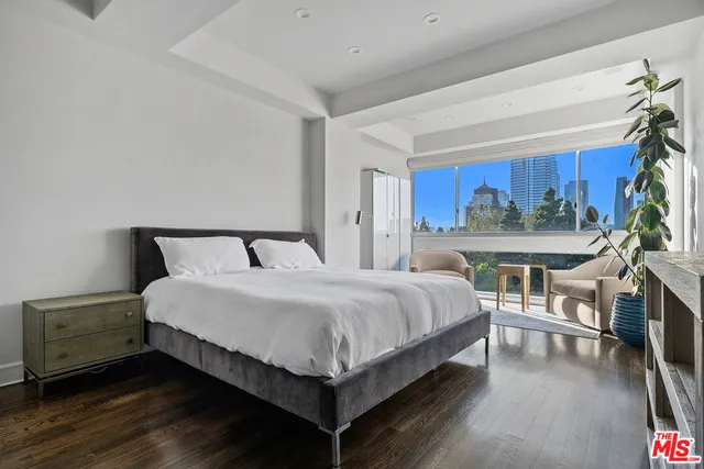 $1,899,000 | 2220 Avenue Of The Stars, Unit 702, Los Angeles, CA 90067