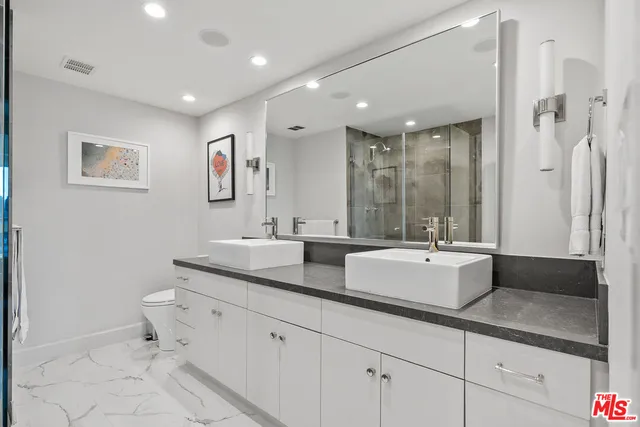 $1,899,000 | 2220 Avenue Of The Stars, Unit 702, Los Angeles, CA 90067