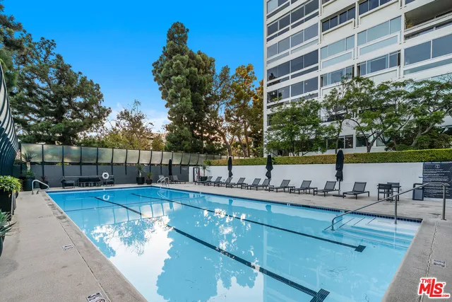 $1,899,000 | 2220 Avenue Of The Stars, Unit 702, Los Angeles, CA 90067
