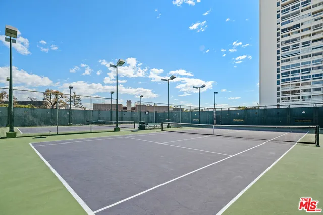 $1,899,000 | 2220 Avenue Of The Stars, Unit 702, Los Angeles, CA 90067