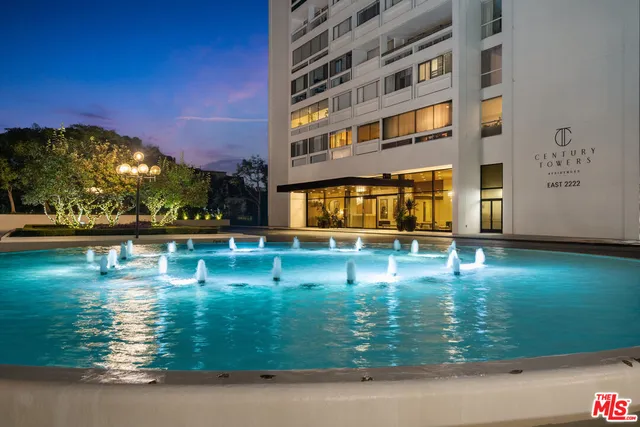 $1,899,000 | 2220 Avenue Of The Stars, Unit 702, Los Angeles, CA 90067