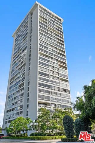 $1,899,000 | 2220 Avenue Of The Stars, Unit 702, Los Angeles, CA 90067