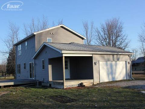 7400 Lemon Road Bancroft, MI 48414 - Photo 5 of 22 20238066-4.JPG
