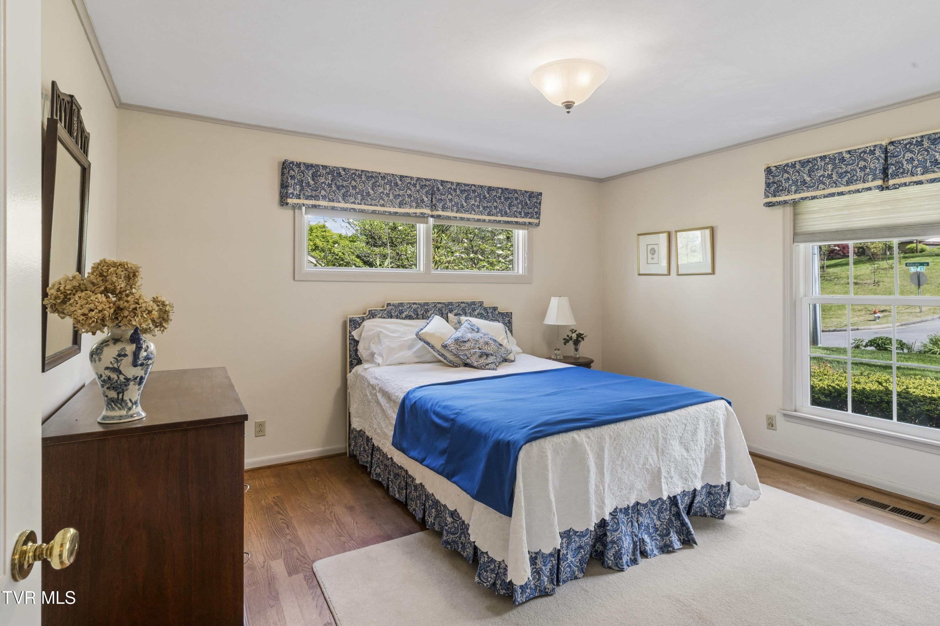 303 Hillside Road Johnson City, TN 37601 - Photo 30 of 70 Hillside--23