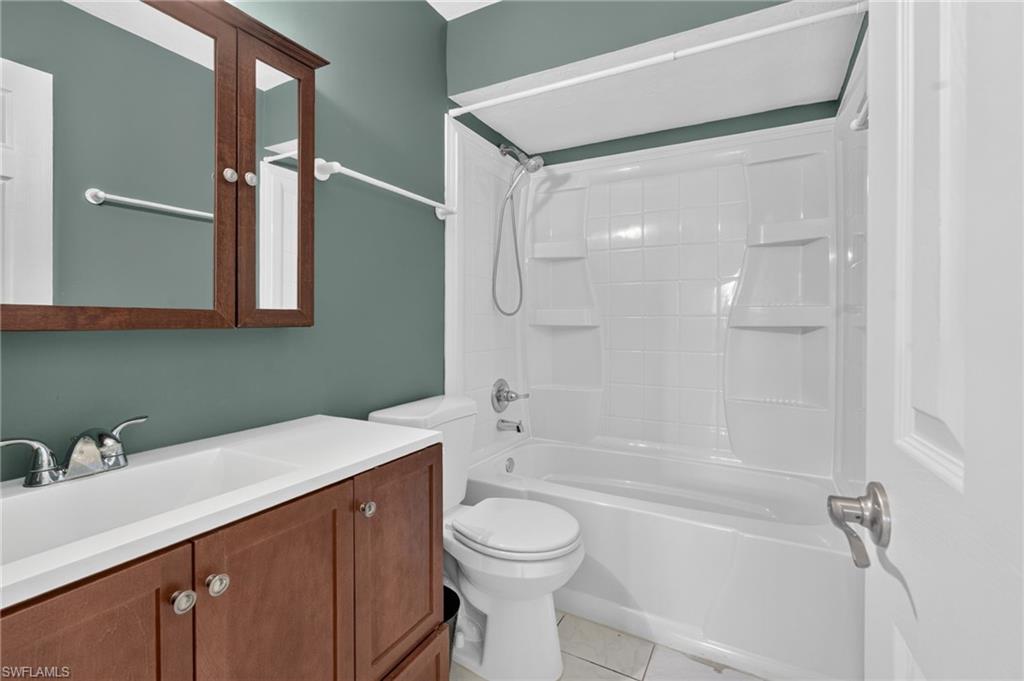 620 Hickory Road Naples, FL 34108 - Photo 10 of 45 Gallery Image 10