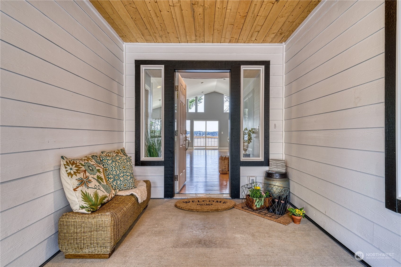 180 Keen Road Grapeview, WA 98546 - Photo 6 of 40 Gallery Image 6