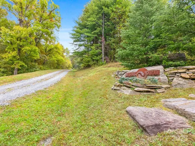 $31,500 | 936 Sunnyside Drive, Unit LOT 27, Marshall, NC 28753