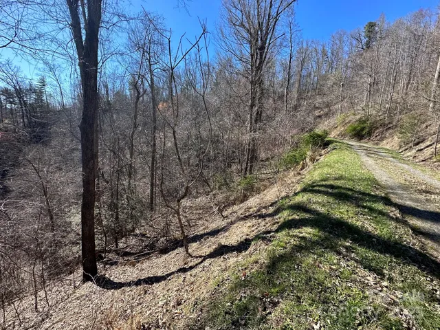 $31,500 | 936 Sunnyside Drive, Unit LOT 27, Marshall, NC 28753