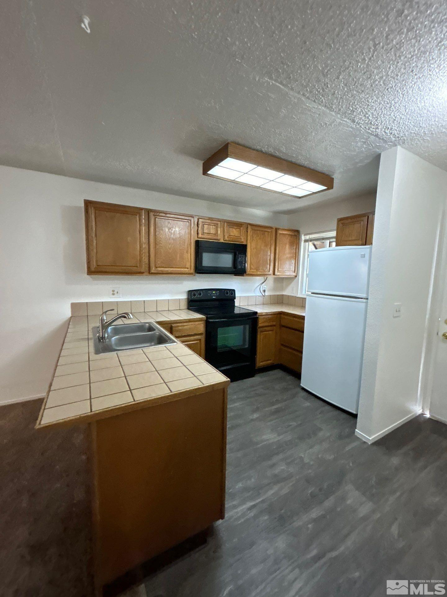 2904 Tierra Verde West Reno, NV 89512 - Photo 4 of 23 Photo 3