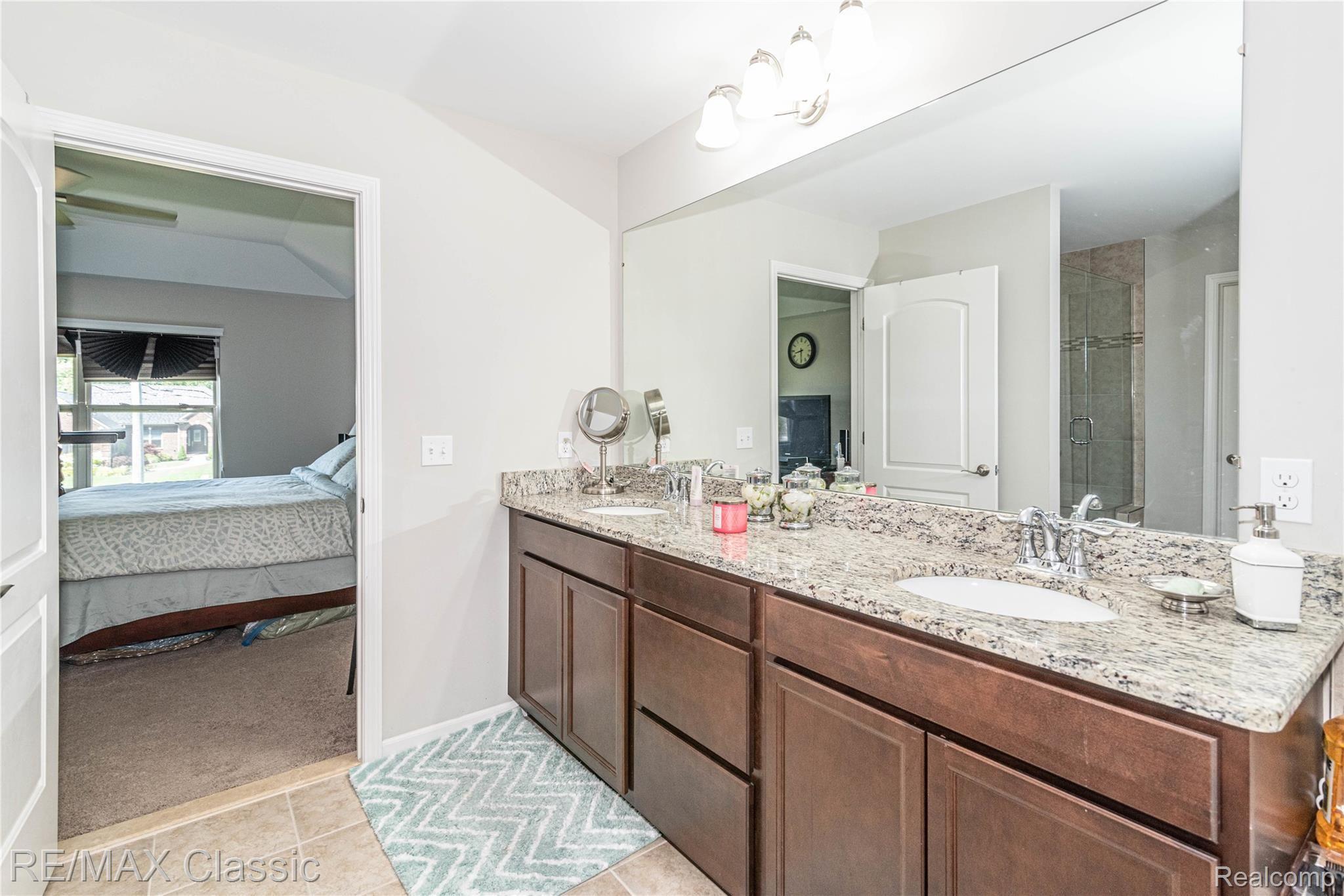 50430 Scarborough Road Canton, MI 48188 - Photo 40 of 46 039__30.jpg