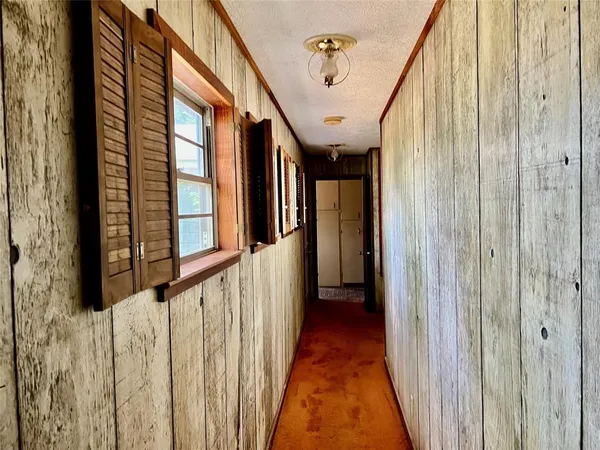 $150,000 | 200 Dallas Street, Nocona, TX 76255