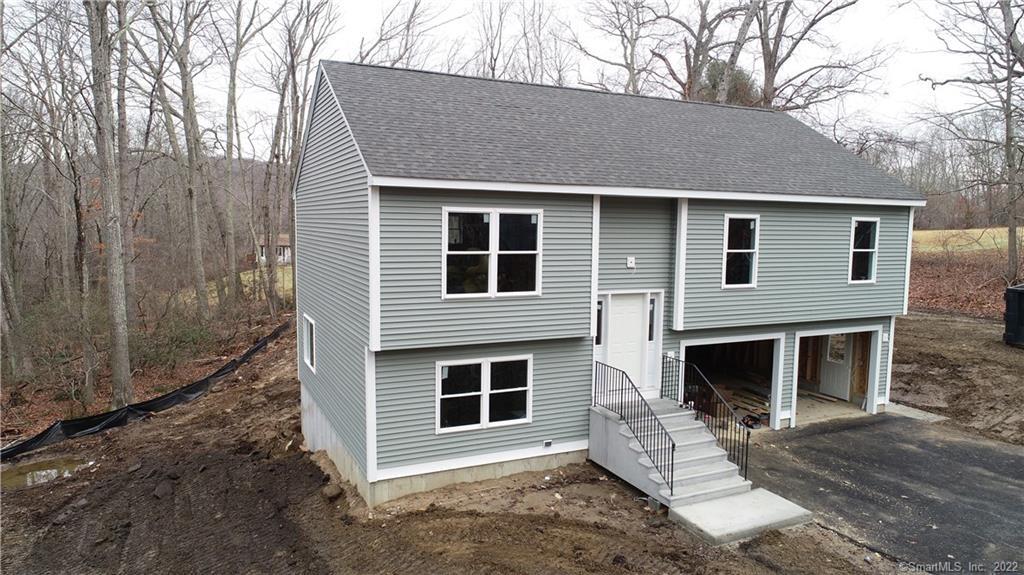 29 Walnut Hill Road East Lyme, CT 06333 - Photo 1 of 1 Gallery Image 1