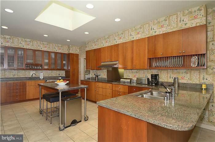 913 Poplar Hill Road Baltimore, MD 21210 - Photo 11 of 21 a kitchen with lots of counter top space