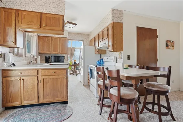 $275,000 | 112 Peine Drive, Lexington, IL 61753