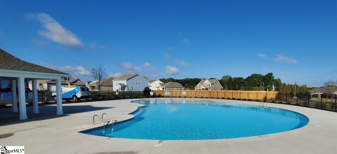 819 Ingleside Road, Unit 104 Duncan, SC 29334 - Photo 2 of 5 Gallery Image 2