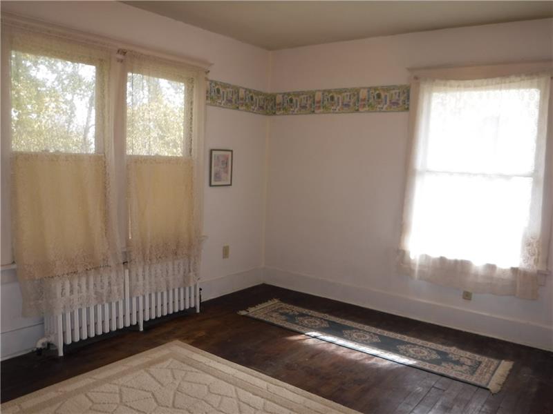 162 Oakville Road Beaver Falls, PA 15010 - Photo 16 of 16 Gallery Image 16