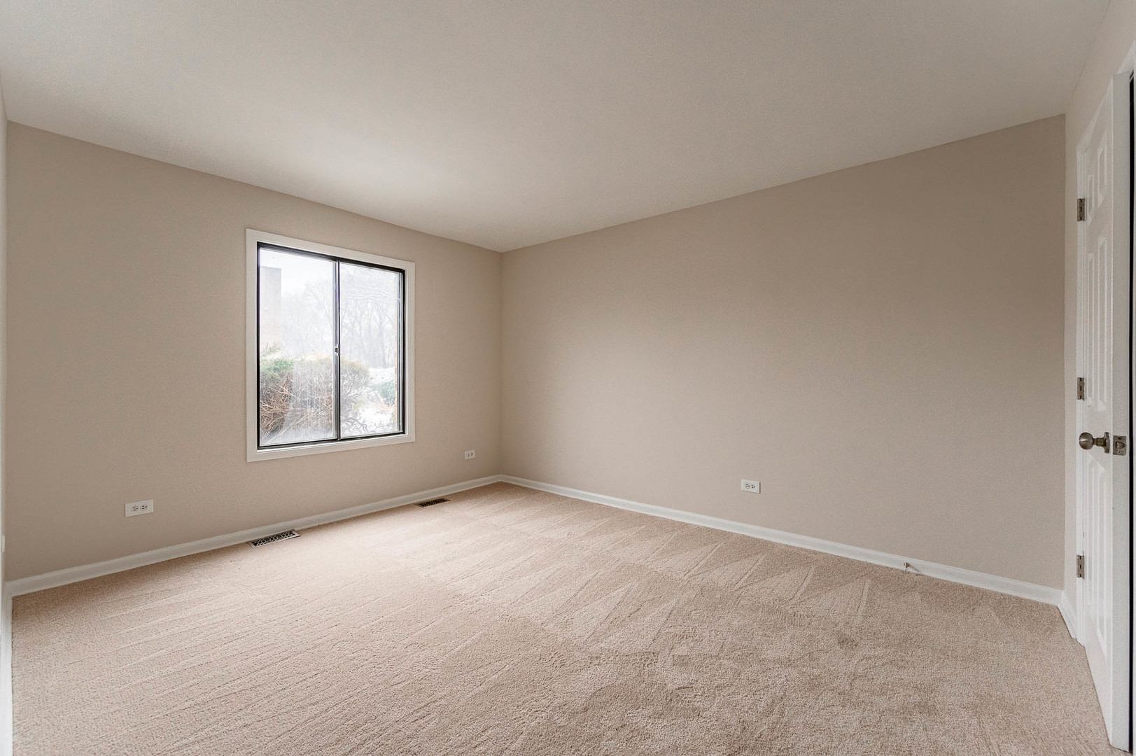 1452 North Elmhurst Road, Unit 103C Mount Prospect, IL 60056 - Photo 6 of 7 Gallery Image 6