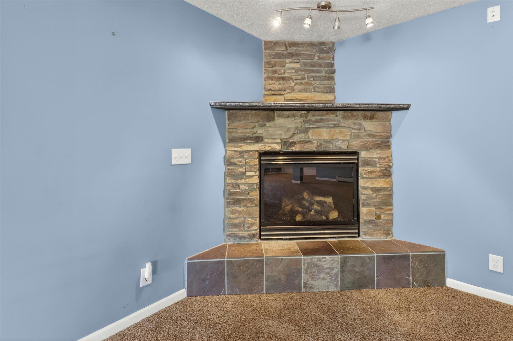 2869 Ridgecrest Drive Saranac, MI 48881 - Photo 36 of 65 32-2869-Ridgecrest-Dr-Windowstill