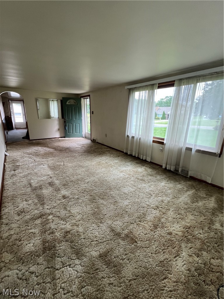 6030 Firestone Road Northeast Canton, OH 44721 - Photo 6 of 21