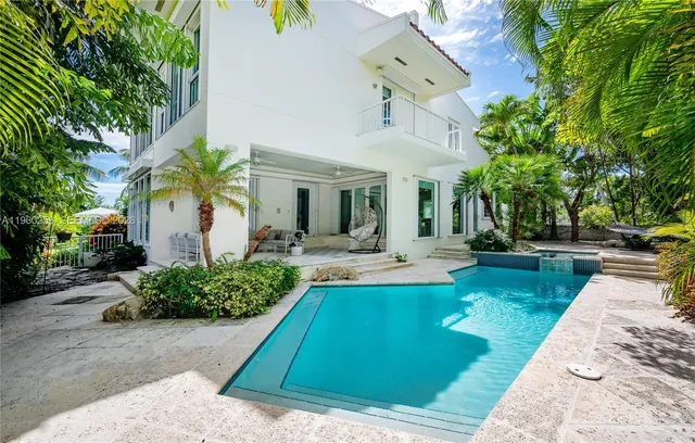 $21,400 | 650 Curtiswood Drive, Key Biscayne, FL 33149