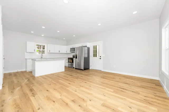 $187,900 | 1118 Millard Court, Three Rivers, MI 49093