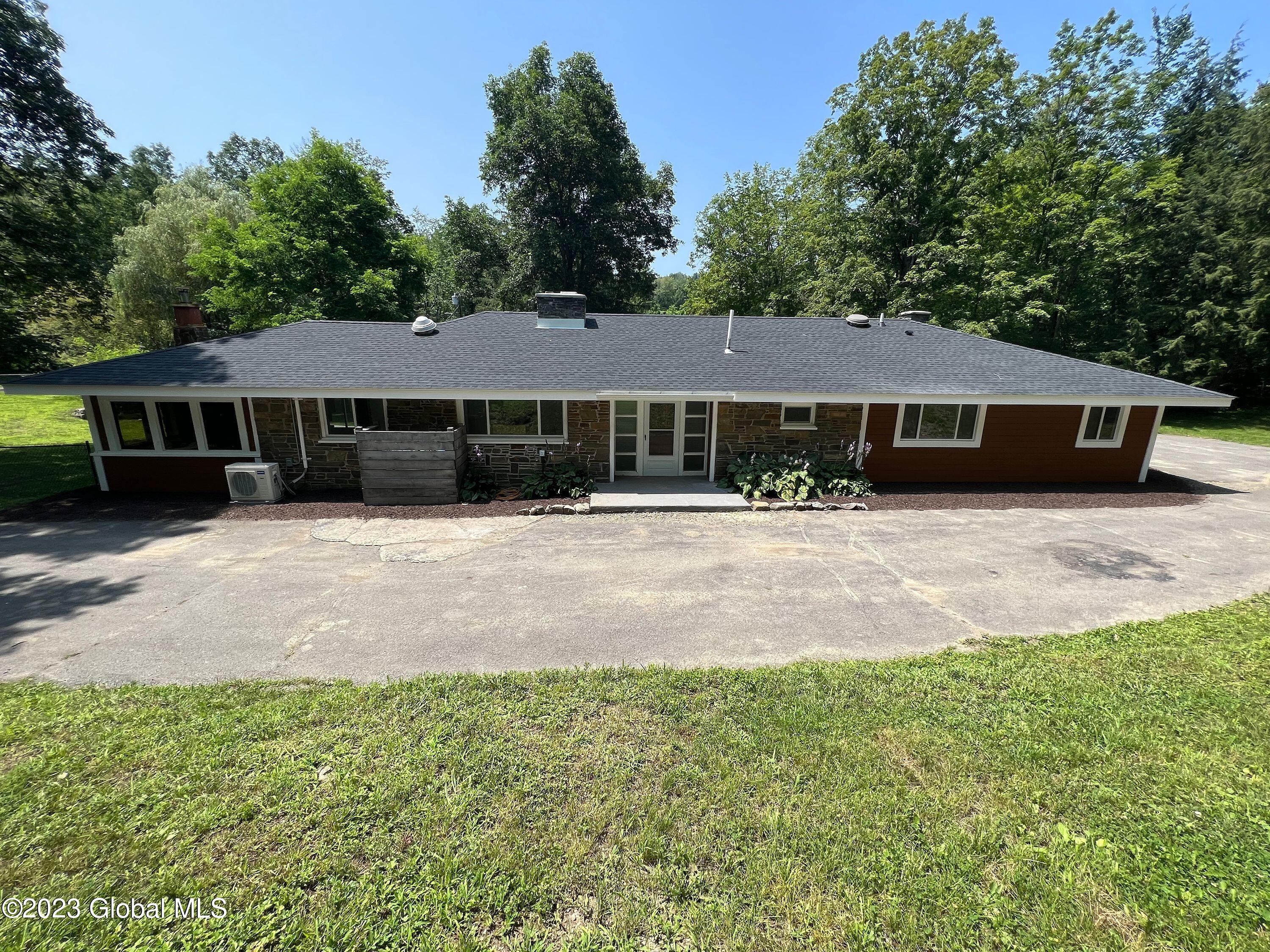 54 Loweree Road Schodack, NY 12123 - Photo 6 of 37 54 Loweree Rd