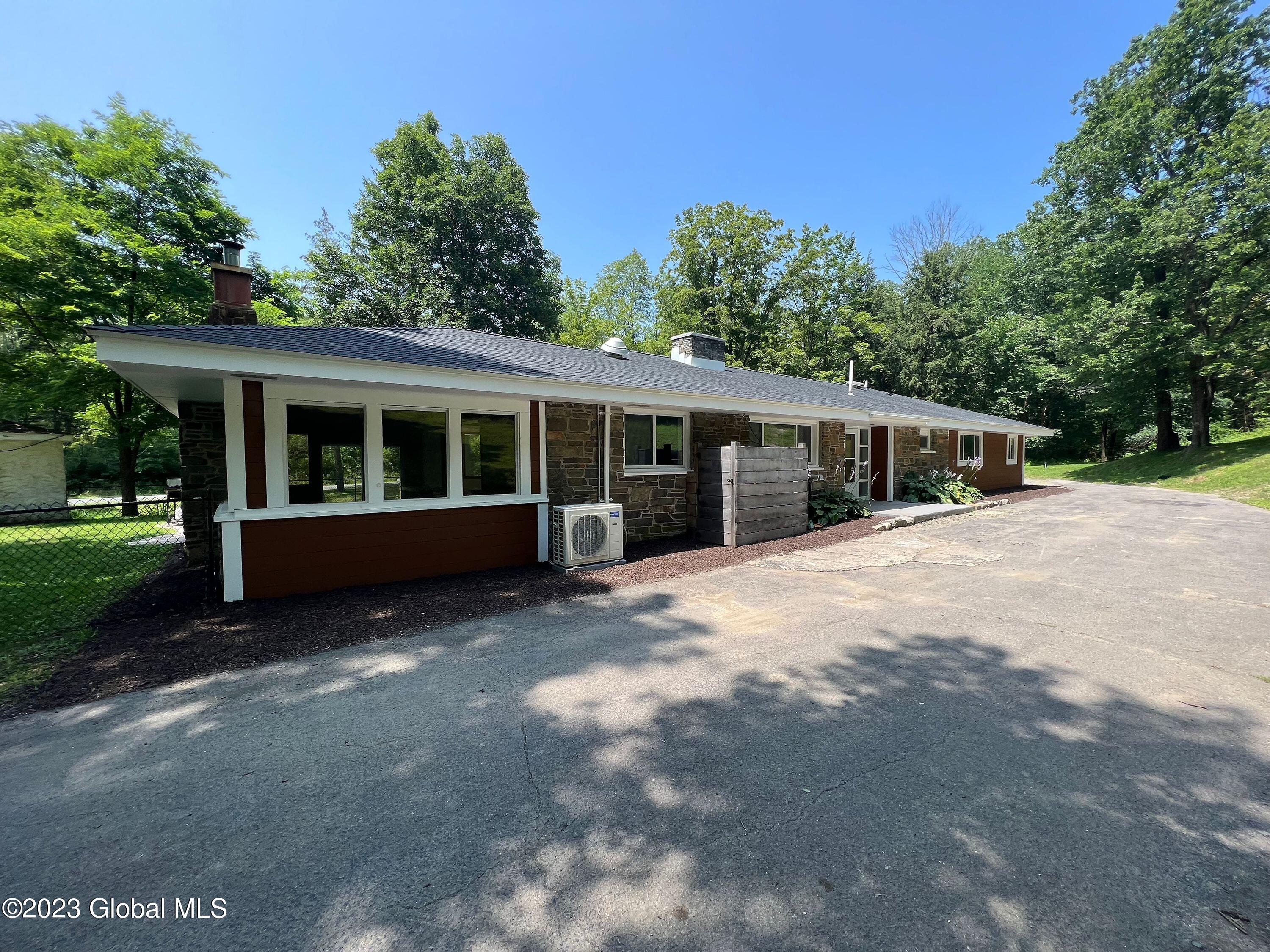 54 Loweree Road Schodack, NY 12123 - Photo 7 of 37 54 Loweree Rd