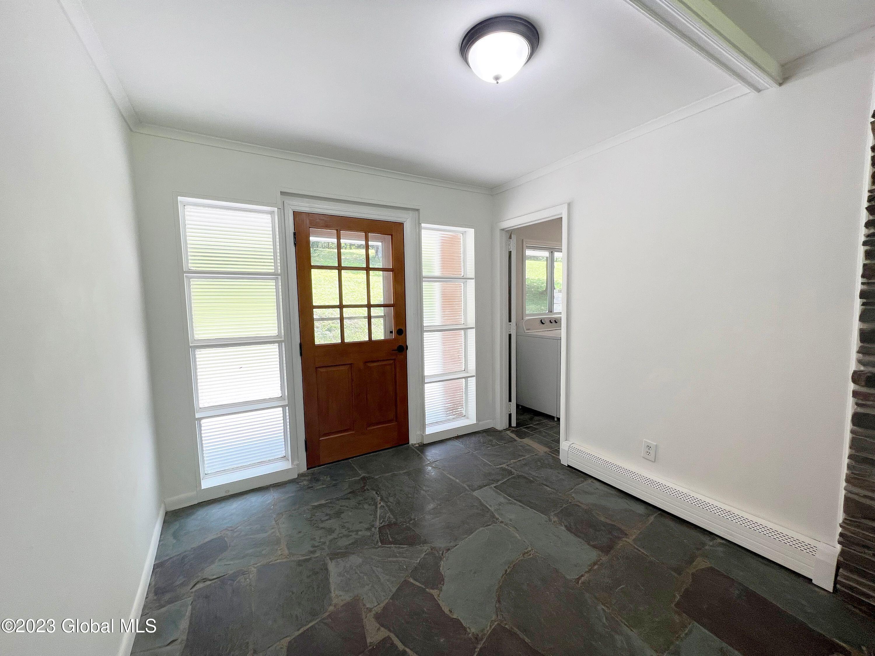 54 Loweree Road Schodack, NY 12123 - Photo 10 of 37 Entry foyer