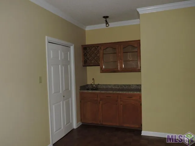 $2,000 | 3055 Congress Boulevard, Baton Rouge, LA 70808