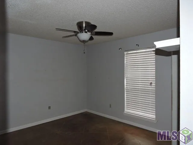 $2,000 | 3055 Congress Boulevard, Baton Rouge, LA 70808