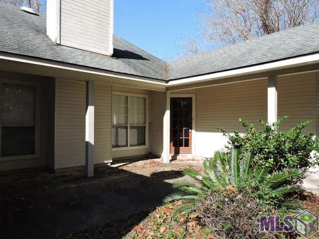 $2,000 | 3055 Congress Boulevard, Baton Rouge, LA 70808
