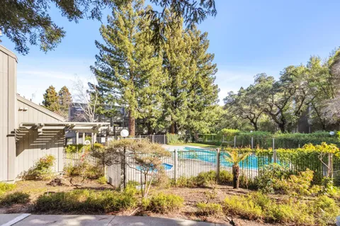 $895,000 | 166 Pelican Lane, Novato, CA 94949