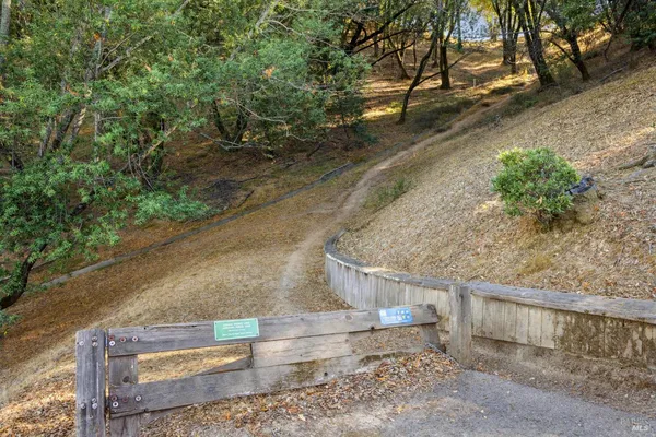 $895,000 | 166 Pelican Lane, Novato, CA 94949