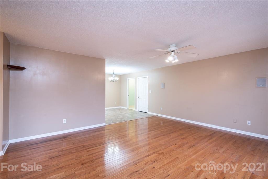 301 Drumstand Road Stony Point, NC 28678 - Photo 8 of 46 Gallery Image 8