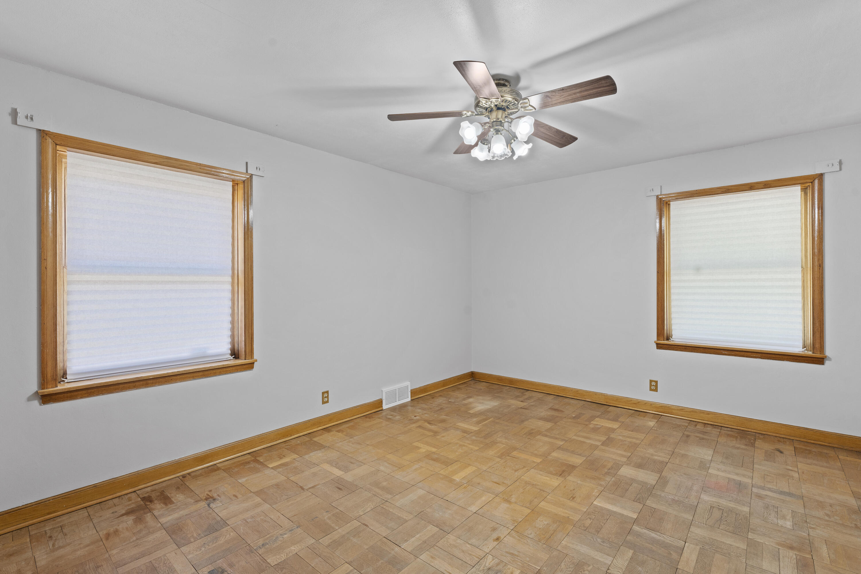 3031 South 33rd Street Milwaukee, WI 53215 - Photo 19 of 30 DSC06999