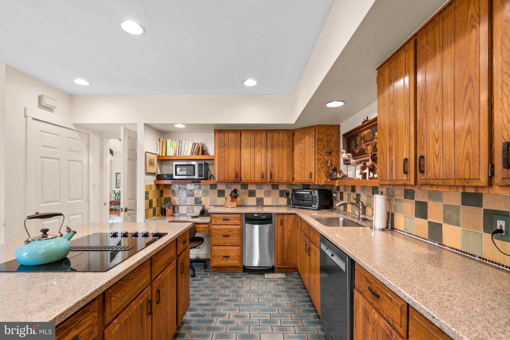 2439 Still Forest Road Pikesville, MD 21208 - Photo 11 of 29 Gallery Image 11