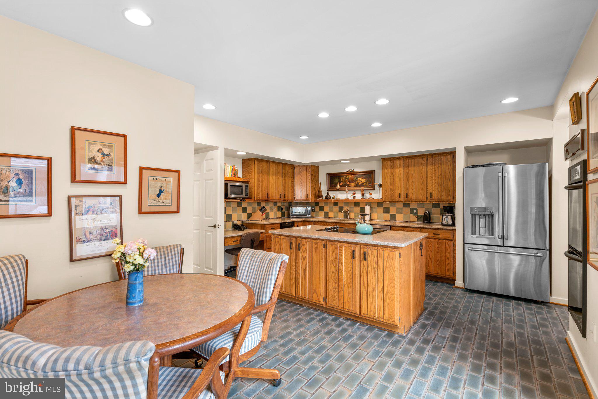 2439 Still Forest Road Pikesville, MD 21208 - Photo 14 of 29 Gallery Image 14