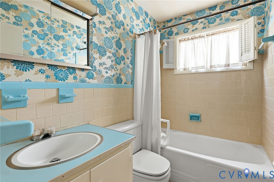 703 Compton Road Colonial Heights, VA 23834 - Photo 15 of 21 Gallery Image 15