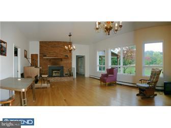 835 Freemansville Road Reading, PA 19607 - Photo 7 of 12 Gallery Image 7