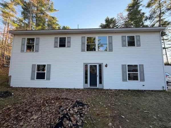 $425,000 | 50 Pine Knoll Drive, Farmington, NH 03835