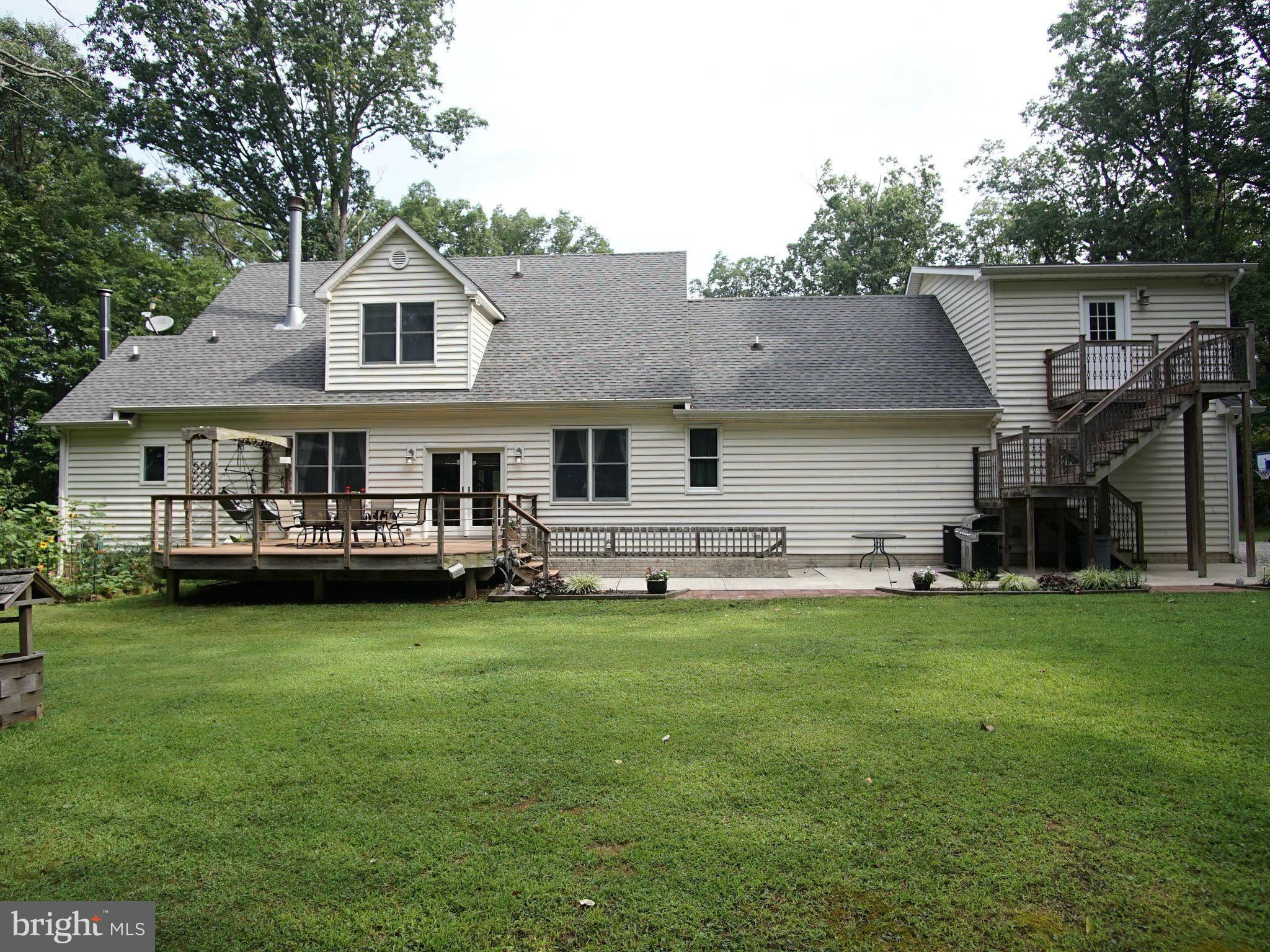 1585 Stone Road Westminster, MD 21158 - Photo 27 of 28 Exterior (Rear)
