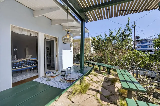 $1,329,900 | 229 West Canada, San Clemente, CA 92672