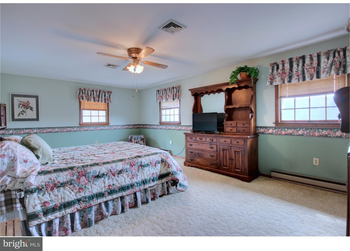 3069 Springtown Road Hellertown, PA 18055 - Photo 9 of 18 Gallery Image 9