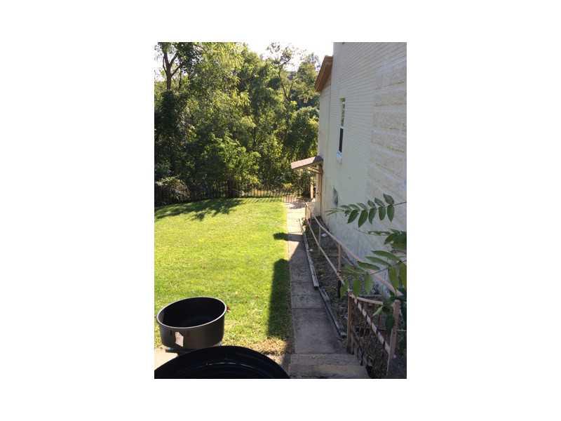 358 Pointview Road Brentwood, PA 15227 - Photo 8 of 8 Yard/Garden.