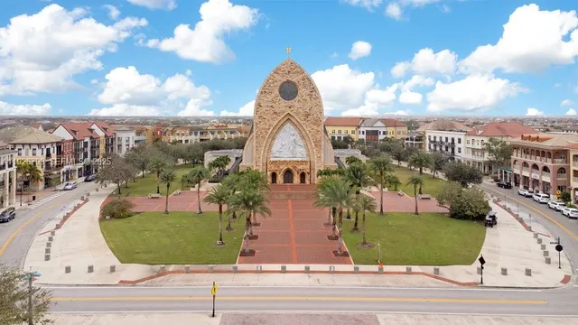 $2,000 | 5377 Cameron Drive, Unit 5377, Ave Maria, FL 34142